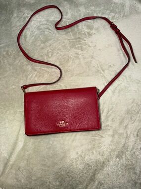 COACH HAYDEN FOLDOVER CROSSBODY CLUTCH IN RASPBERRY COLOR MULTI-WAY STYLING